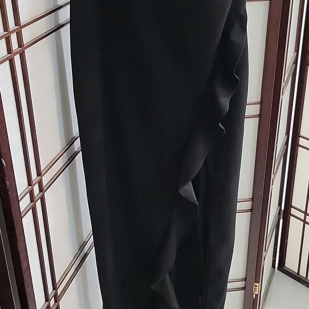 Formal Black Strapless Gown, Size Medium - Picture 4 of 4